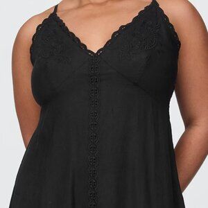 GAP Linen-Blend Embroidered Halter Maxi Dress